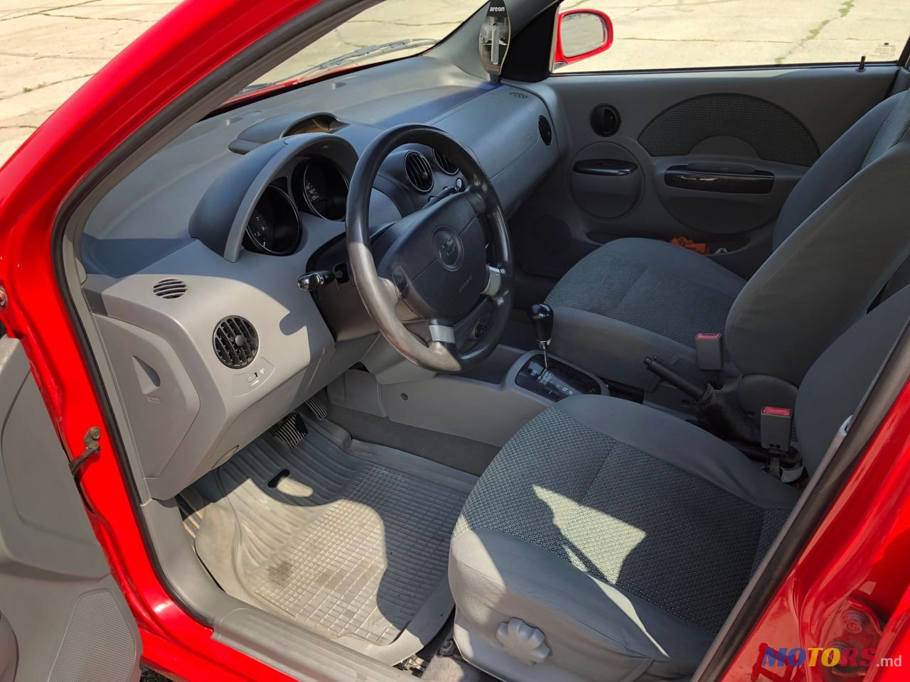 2004' Chevrolet Aveo photo #5