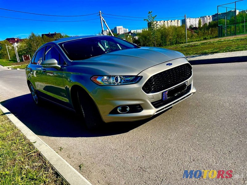 2014' Ford Fusion photo #3