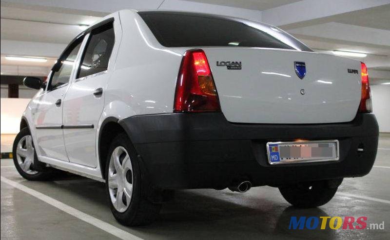 2005' Dacia Logan photo #1