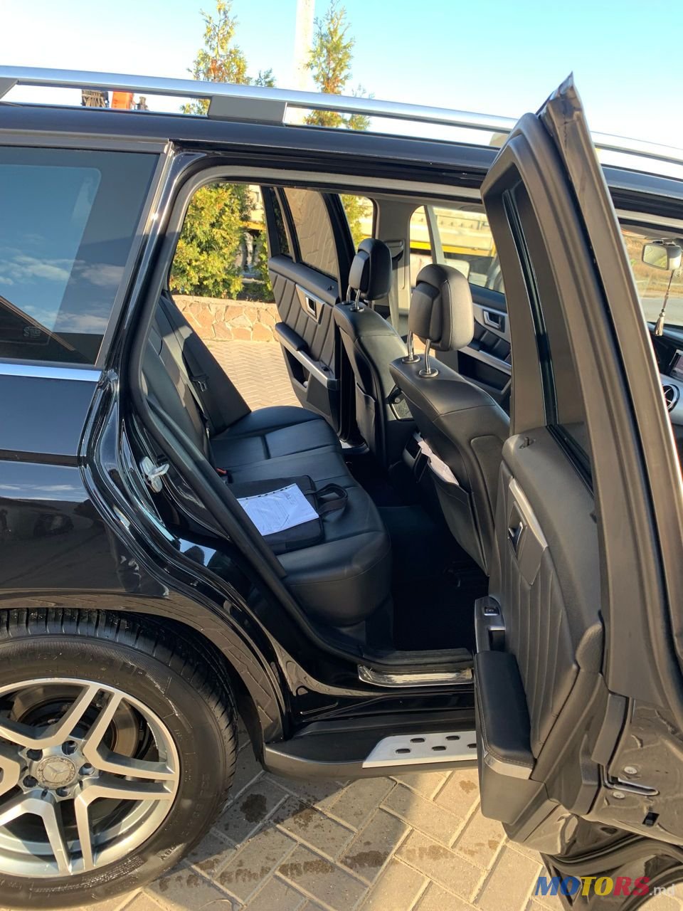 2012' Mercedes-Benz GLK-Class photo #6