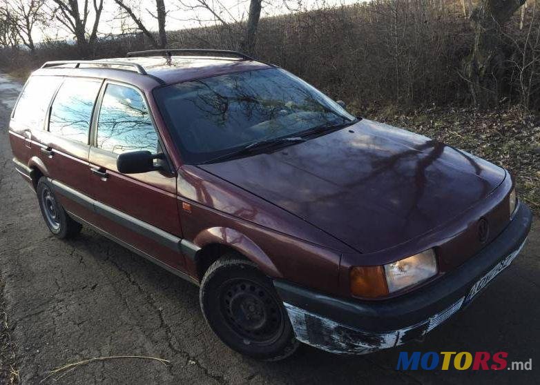 1992' Volkswagen Passat photo #1