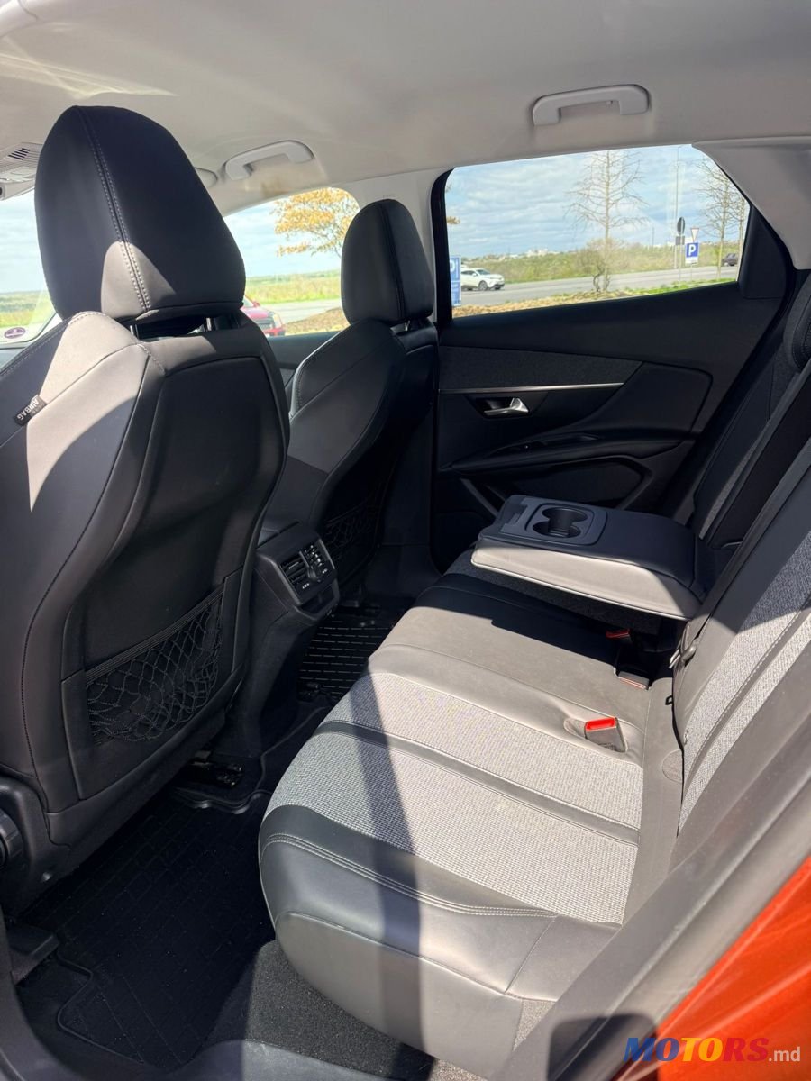 2017' Peugeot 3008 photo #6