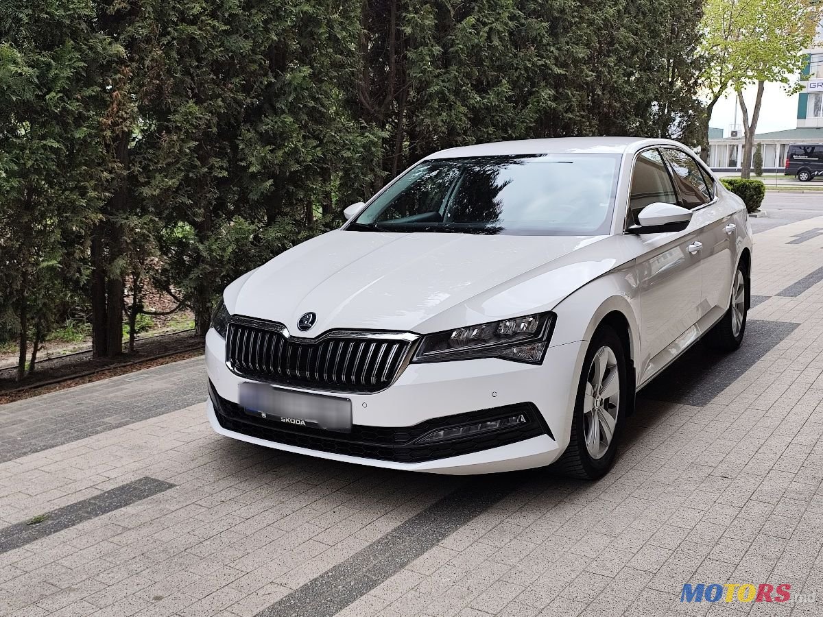 2021' Skoda Superb photo #3