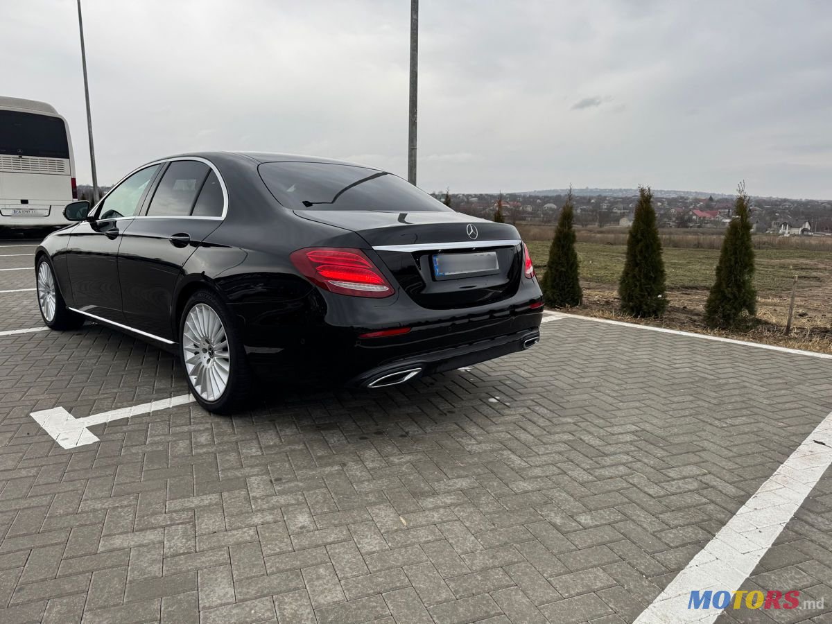2019' Mercedes-Benz E-Class photo #6
