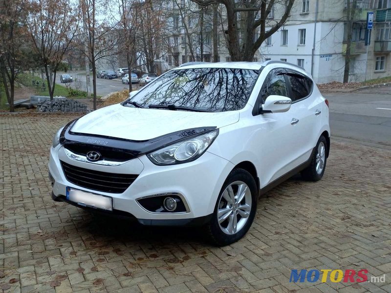 2013' Hyundai Tucson photo #3