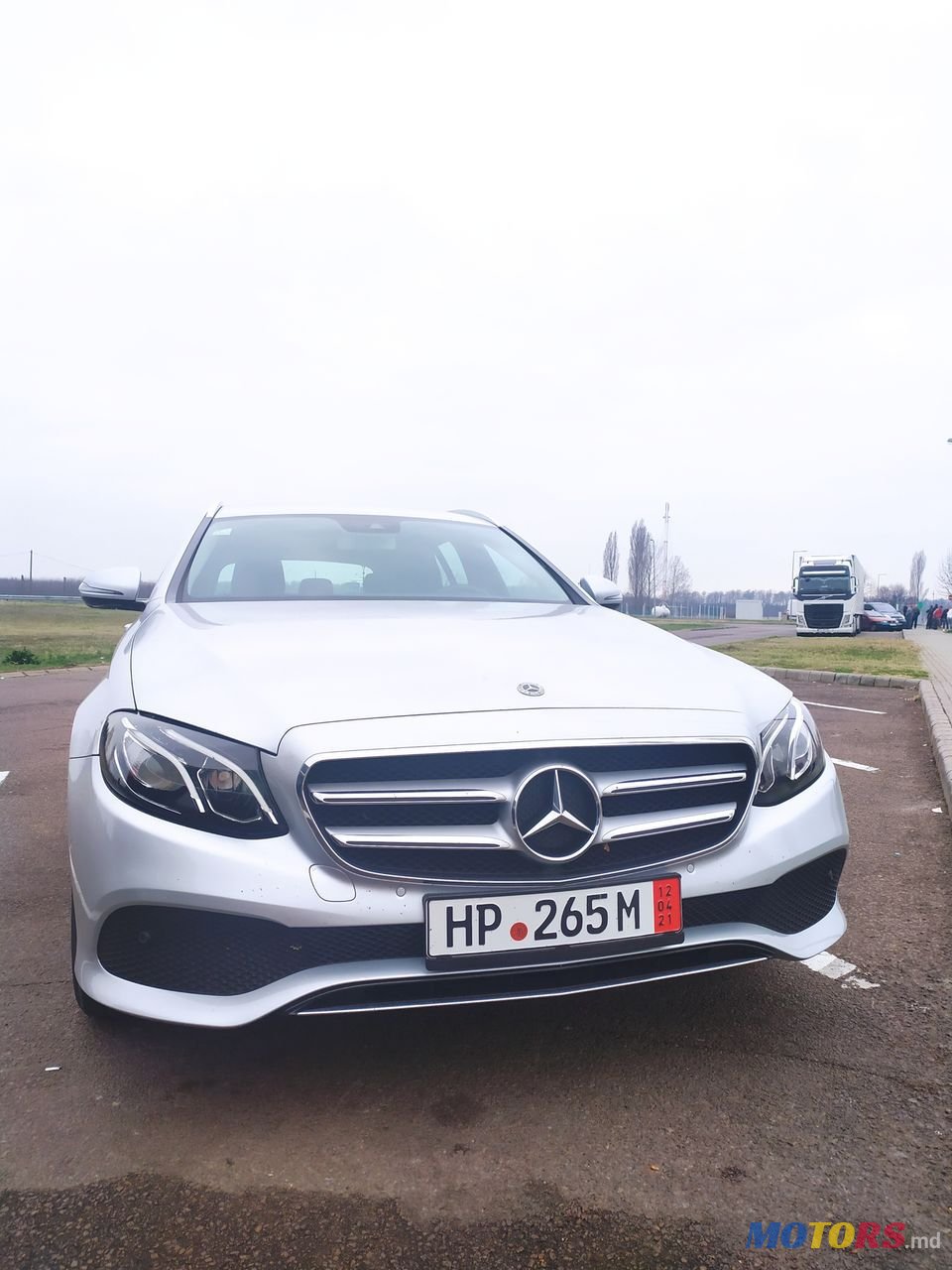 2017' Mercedes-Benz E Класс photo #1