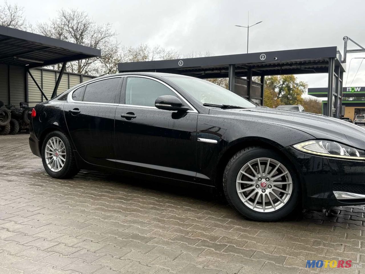 2014' Jaguar XF photo #3