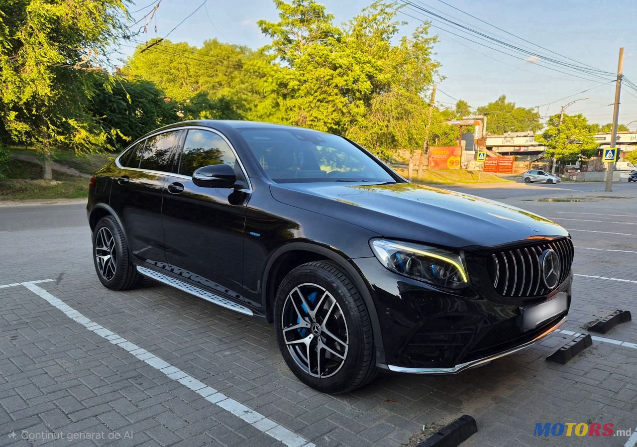 2017' Mercedes-Benz Glc Coupe photo #1