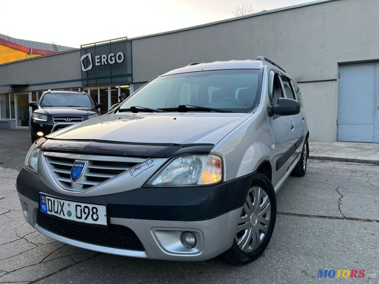 2008' Dacia Logan Mcv photo #2