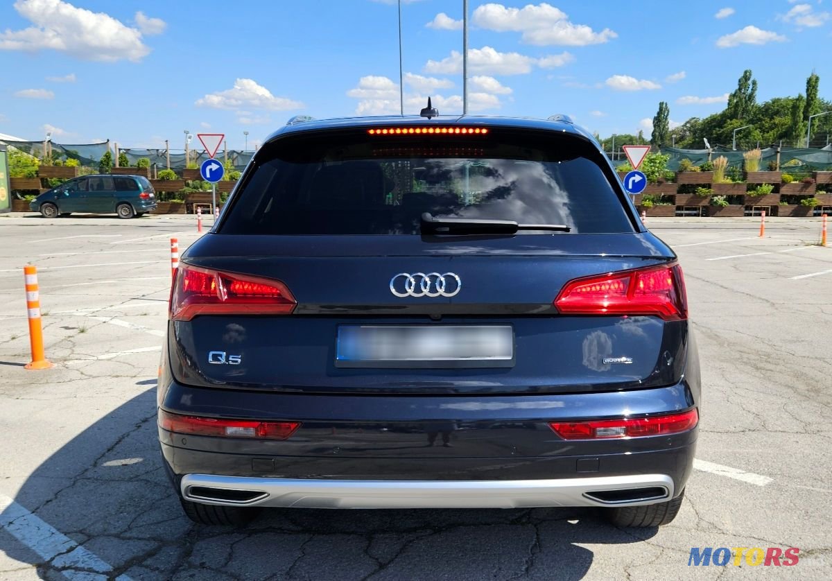 2020' Audi Q5 photo #6