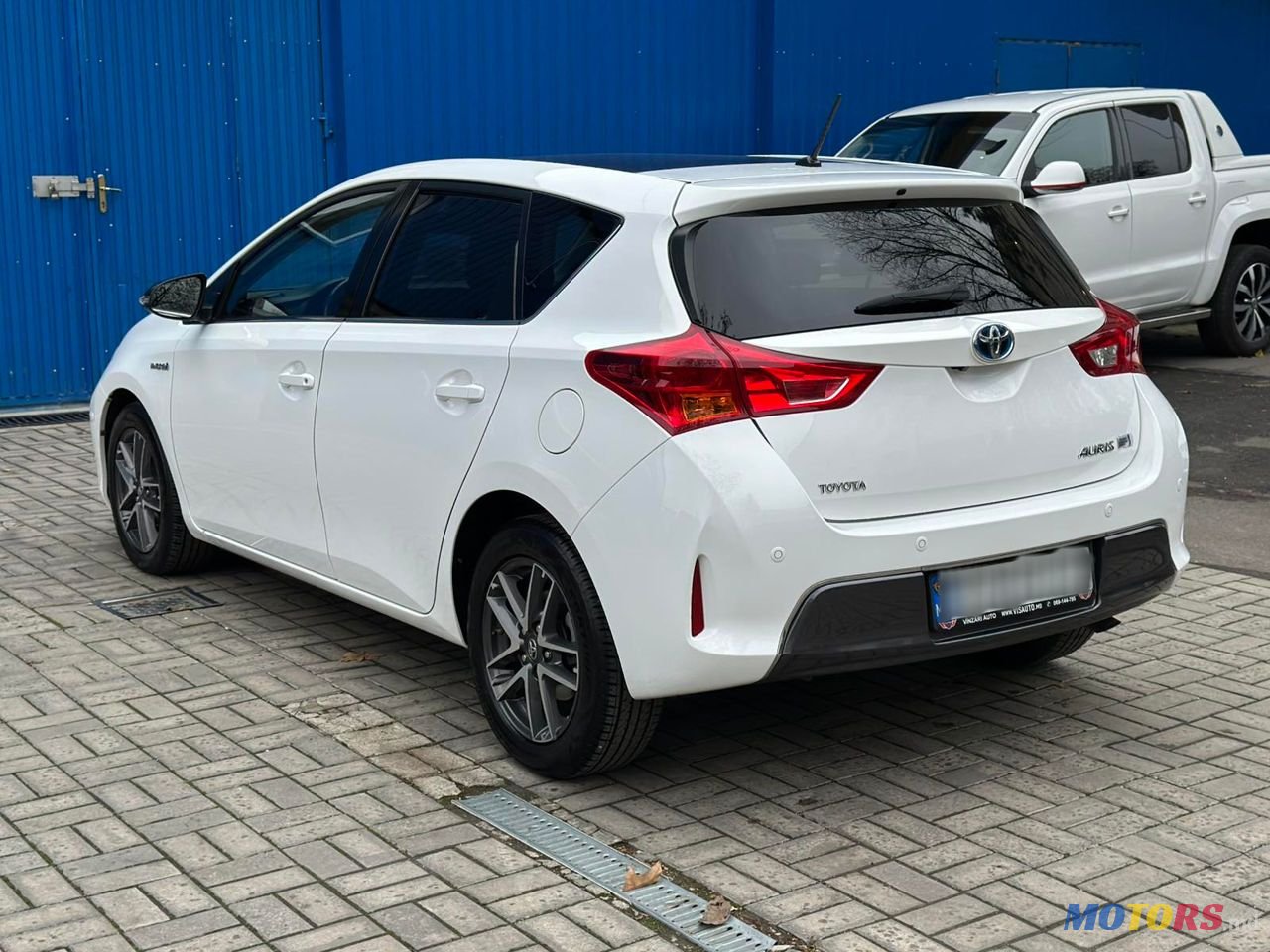 2014' Toyota Auris photo #3