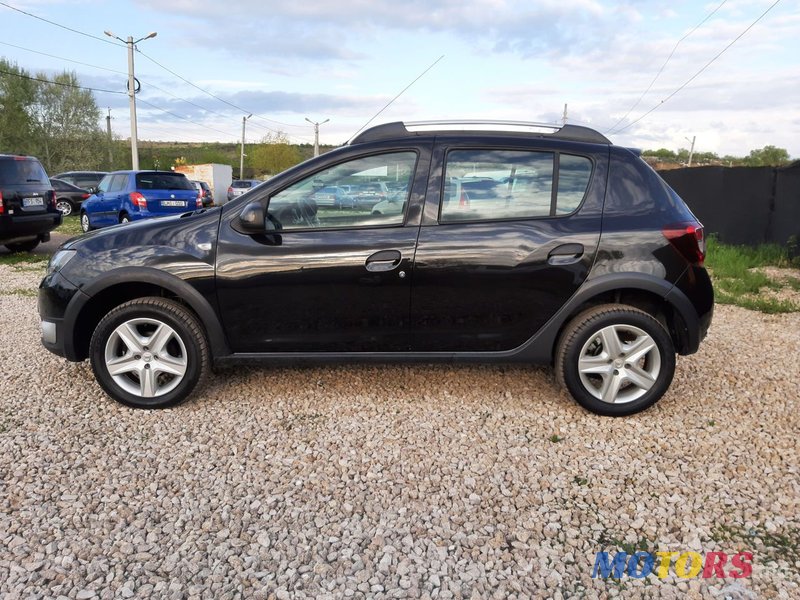 2014' Dacia Sandero Stepway photo #4