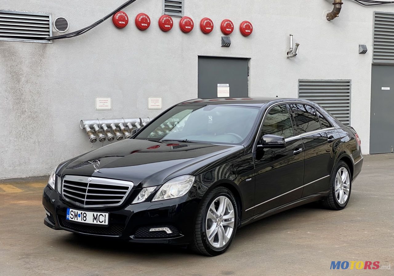 2010' Mercedes-Benz E Класс photo #2