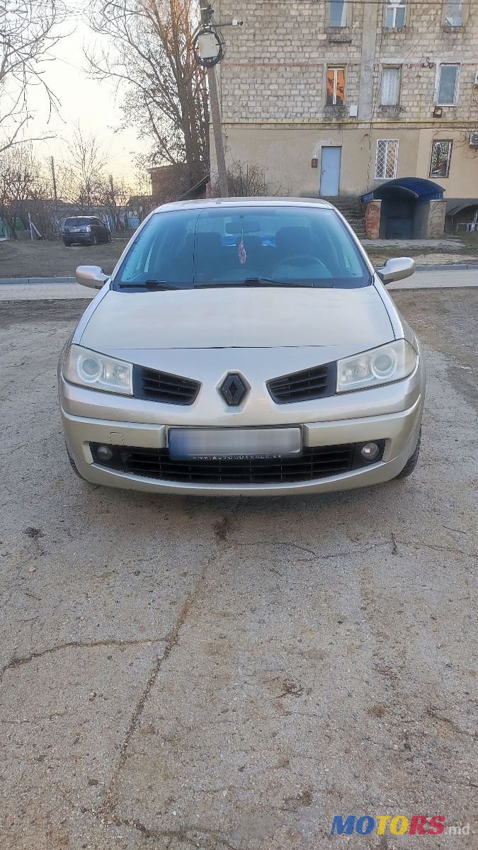 2007' Renault Megane photo #6