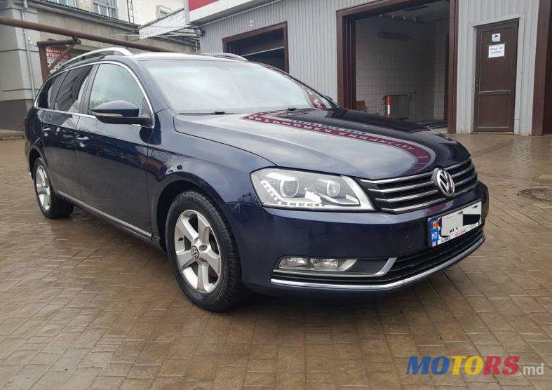 2012' Volkswagen Passat photo #1