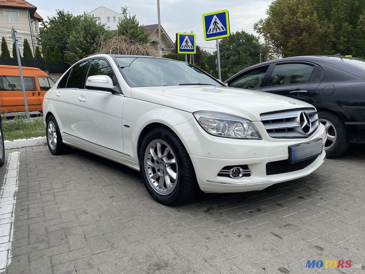 2008' Mercedes-Benz C Класс photo #1