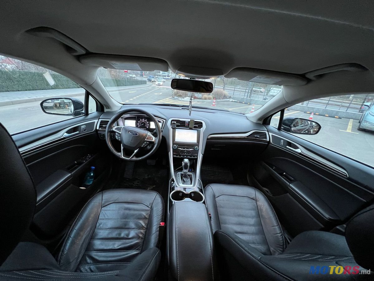 2013' Ford Fusion photo #6