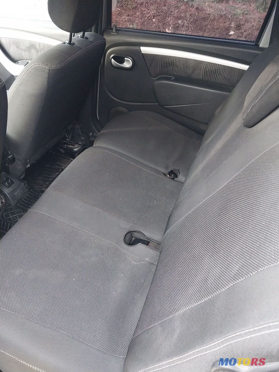 2009' Dacia Logan photo #5