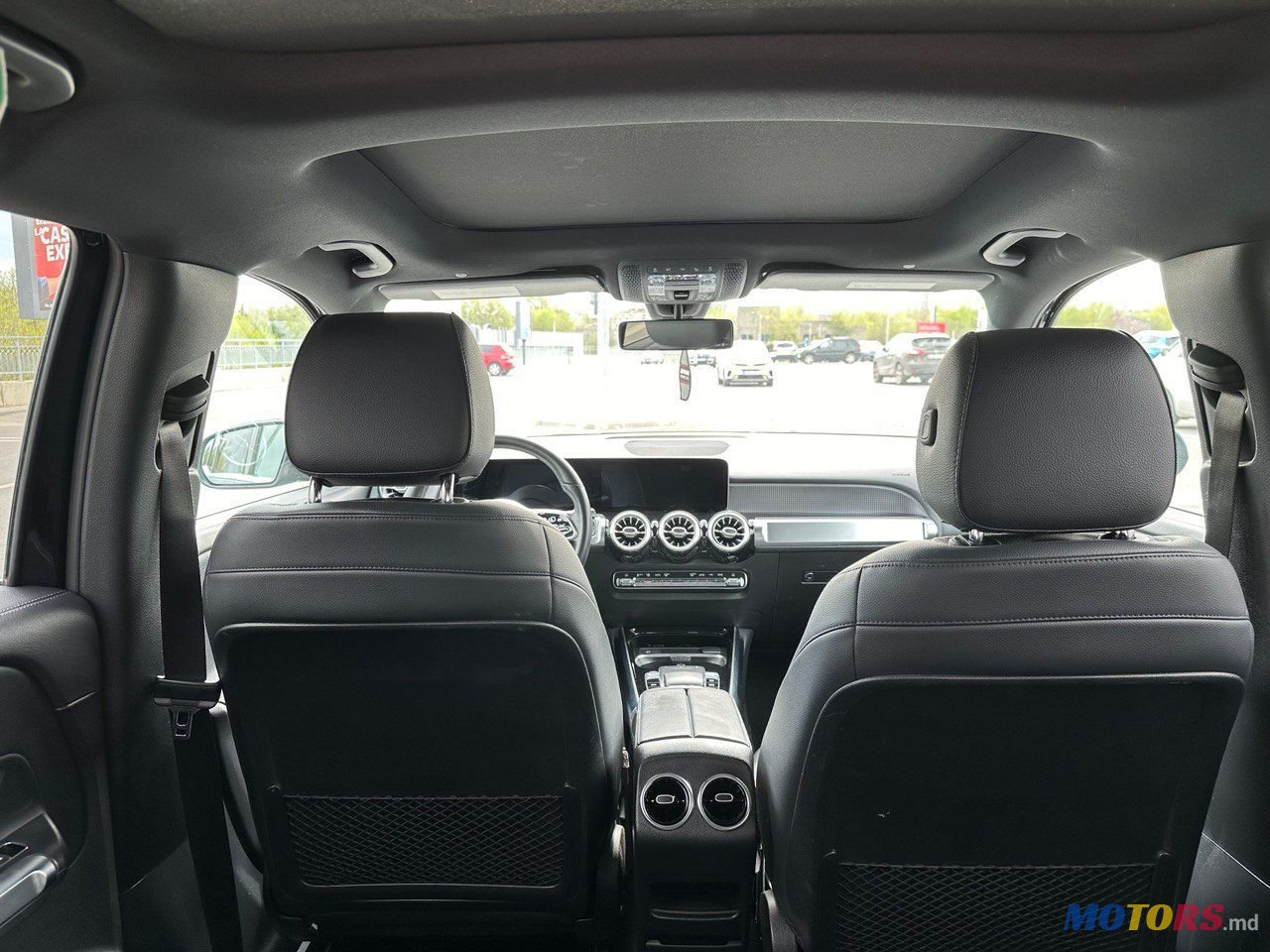 2020' Mercedes-Benz GLB photo #6