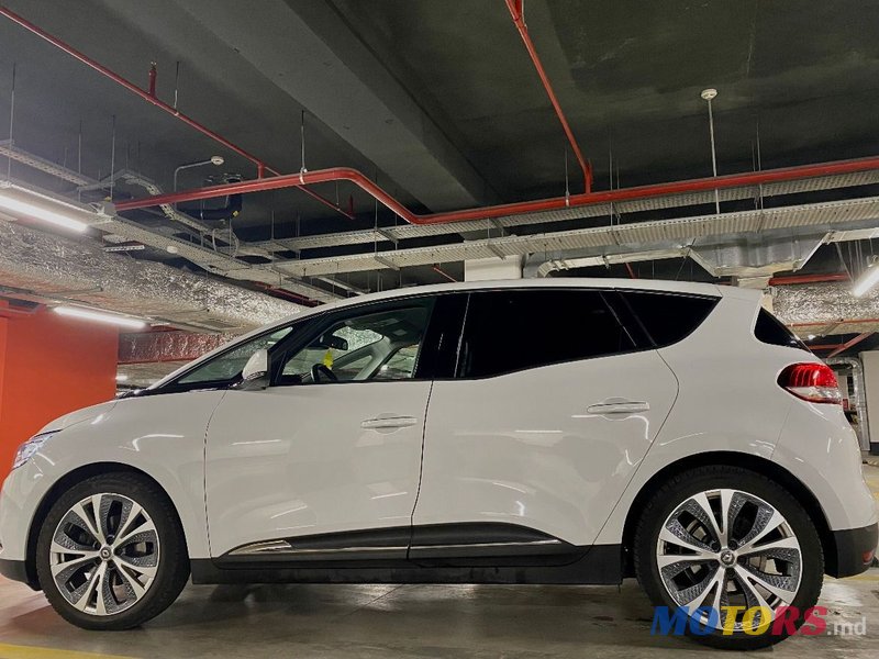 2017' Renault Scenic photo #2