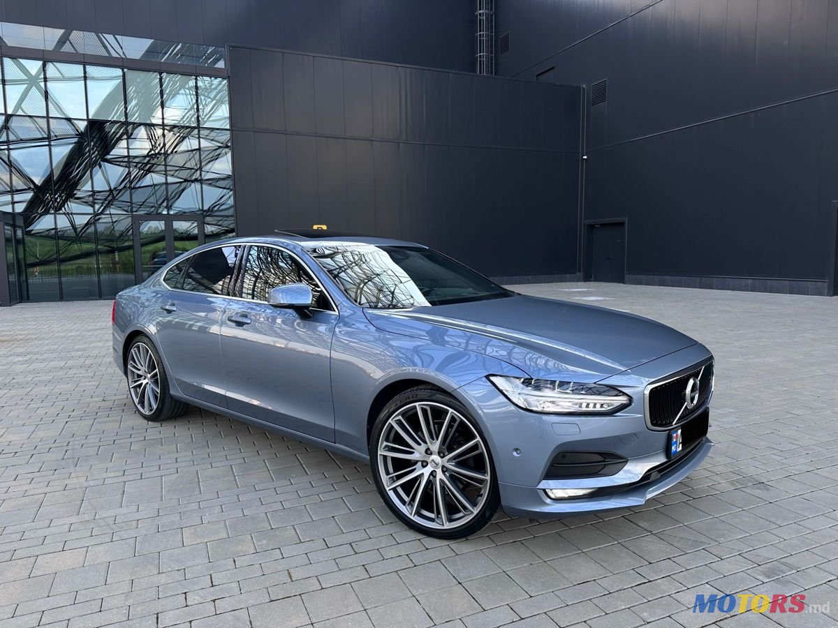2017' Volvo S90 photo #2