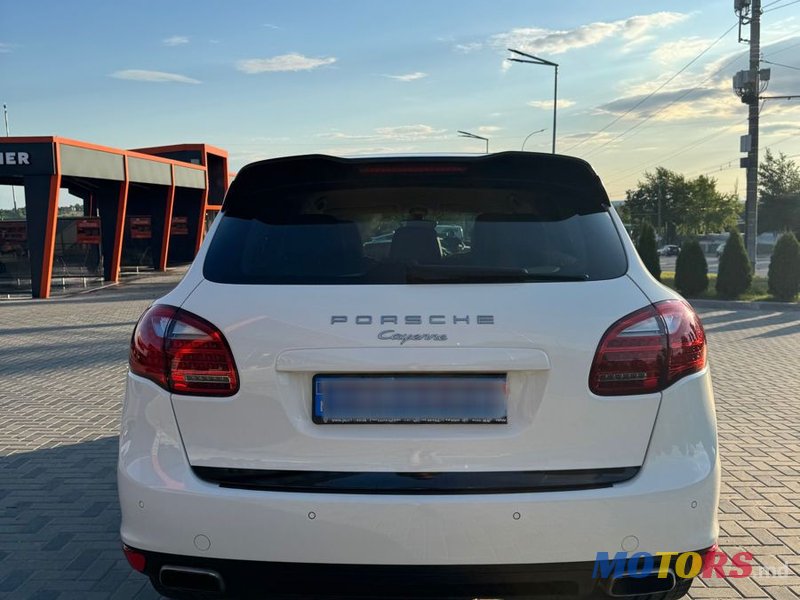 2011' Porsche Cayenne photo #4