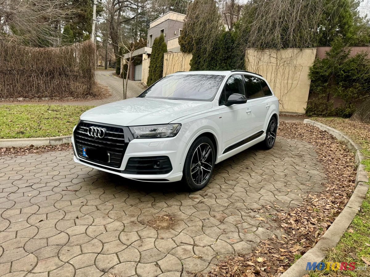 2016' Audi Q7 photo #1