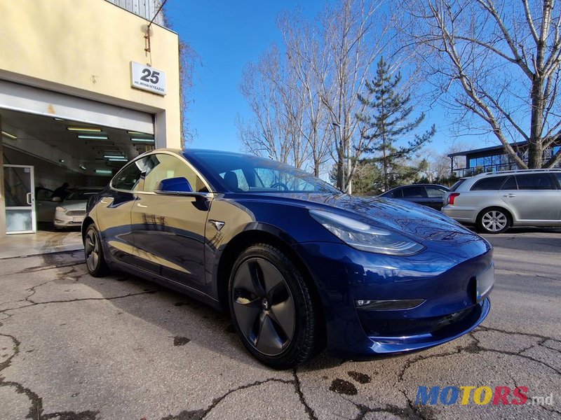 2019' Tesla Model 3 photo #3