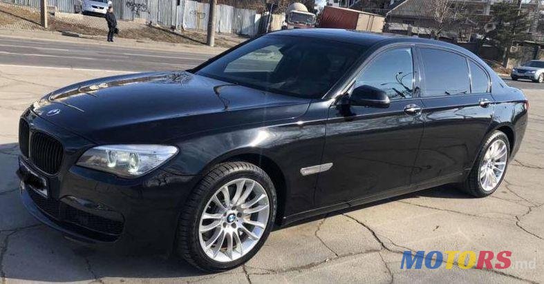 2013' BMW 7 photo #1