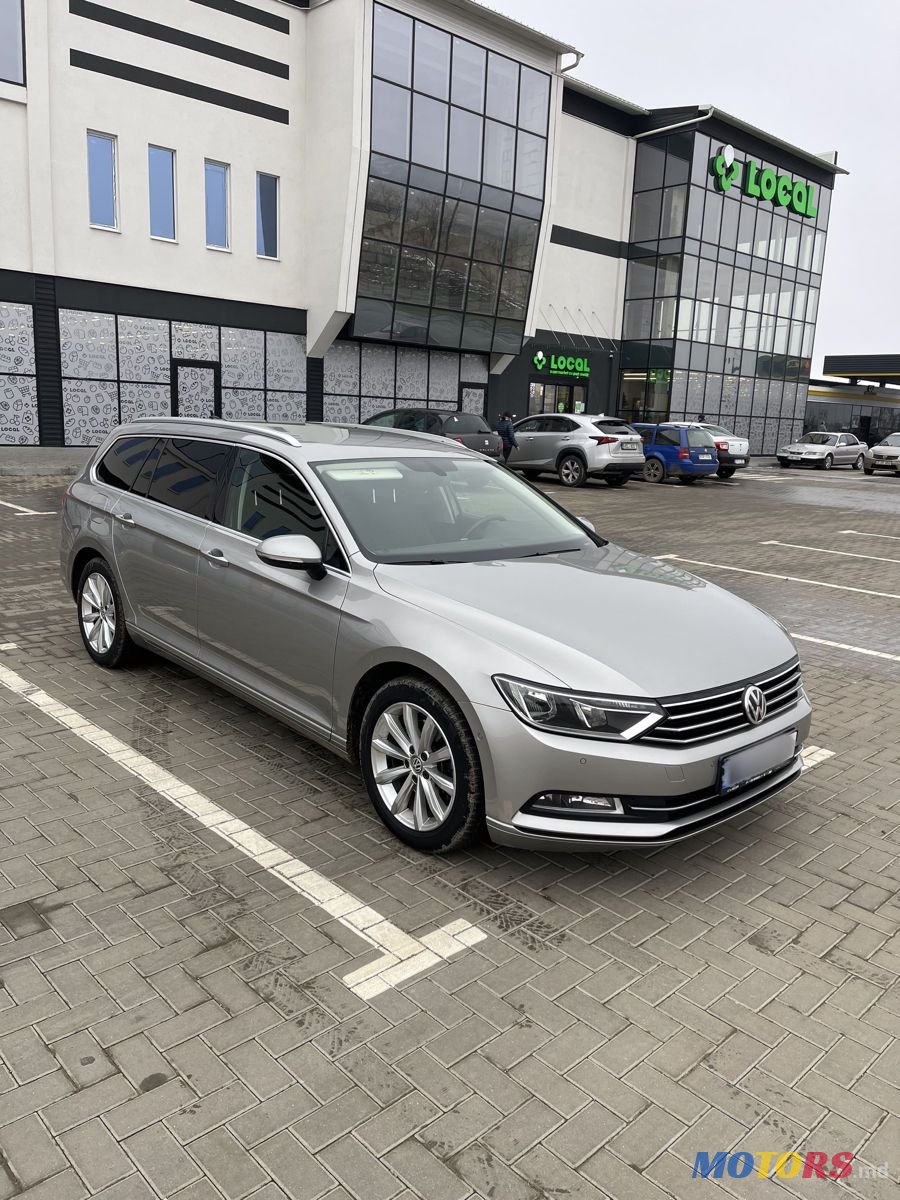 2017' Volkswagen Passat photo #1