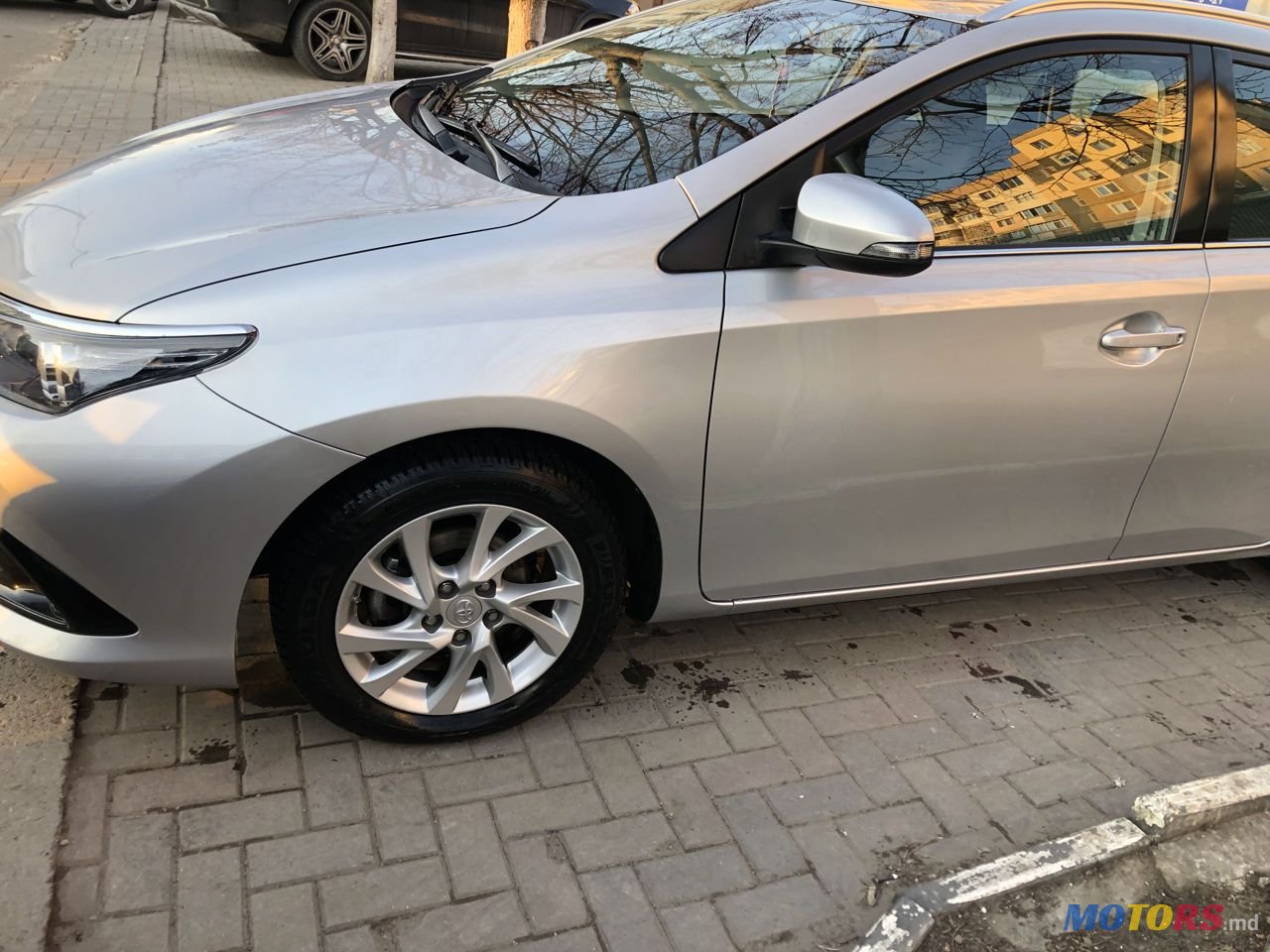 2018' Toyota Auris photo #4