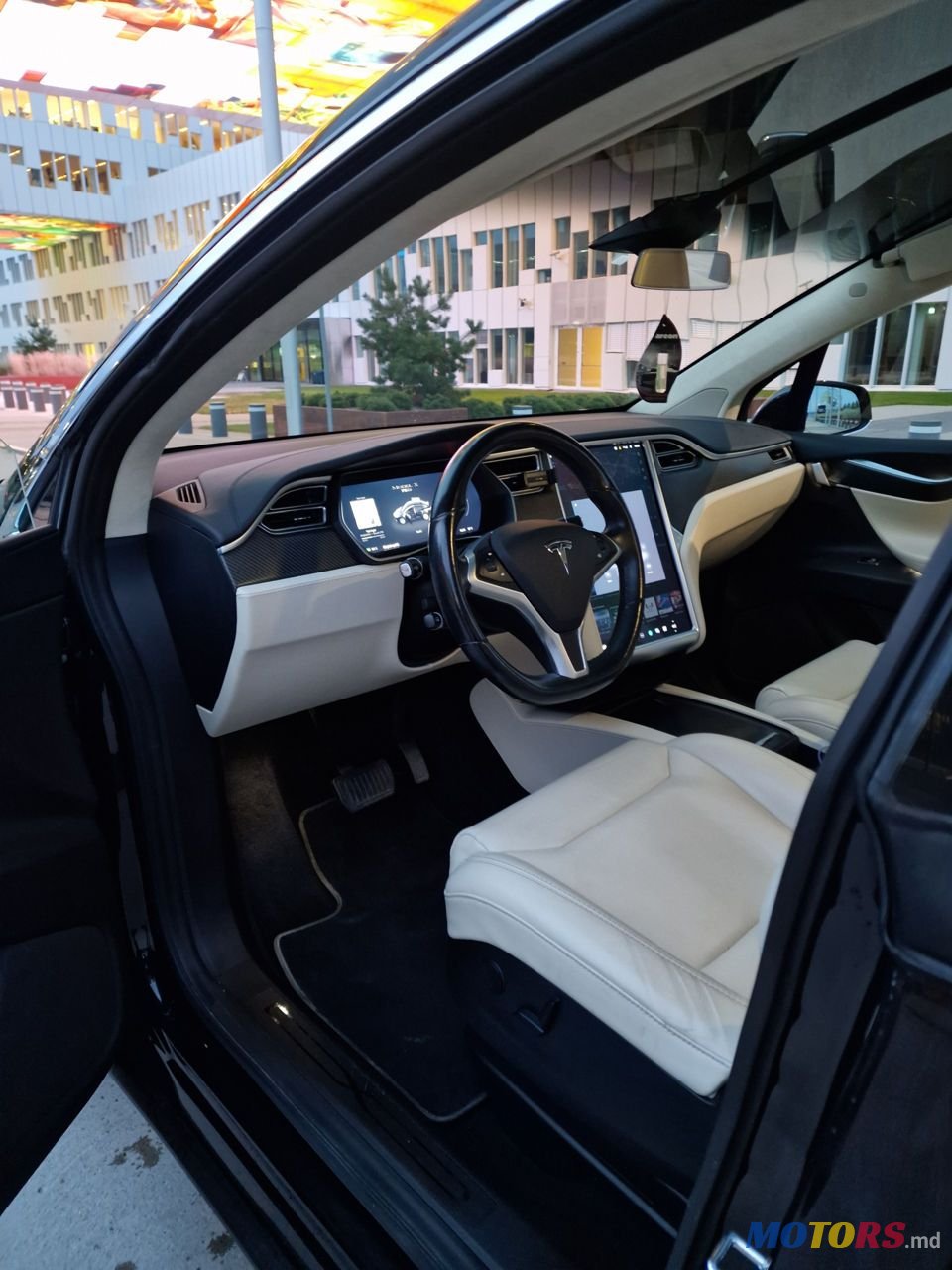 2018' Tesla Model X photo #4