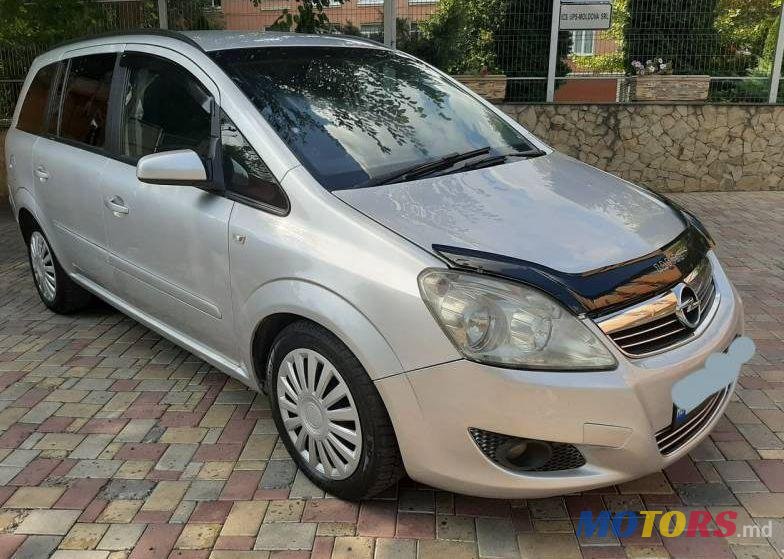 2009' Opel Zafira photo #1