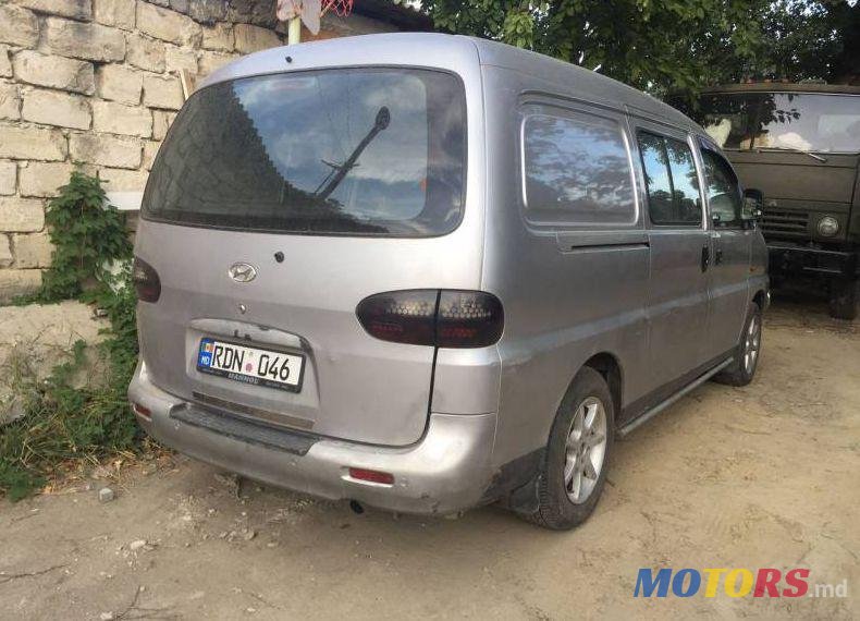 1999' Hyundai H-1 photo #1