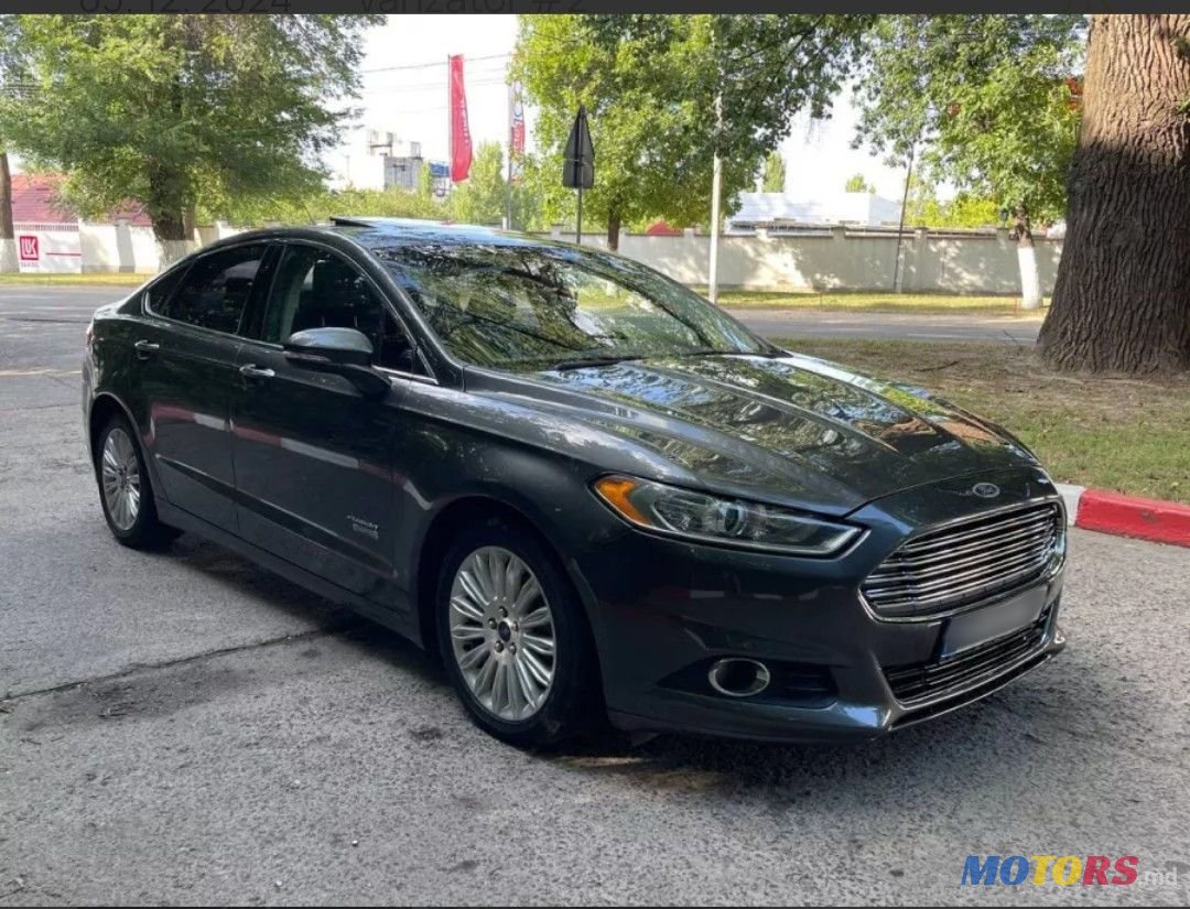 2014' Ford Fusion photo #4