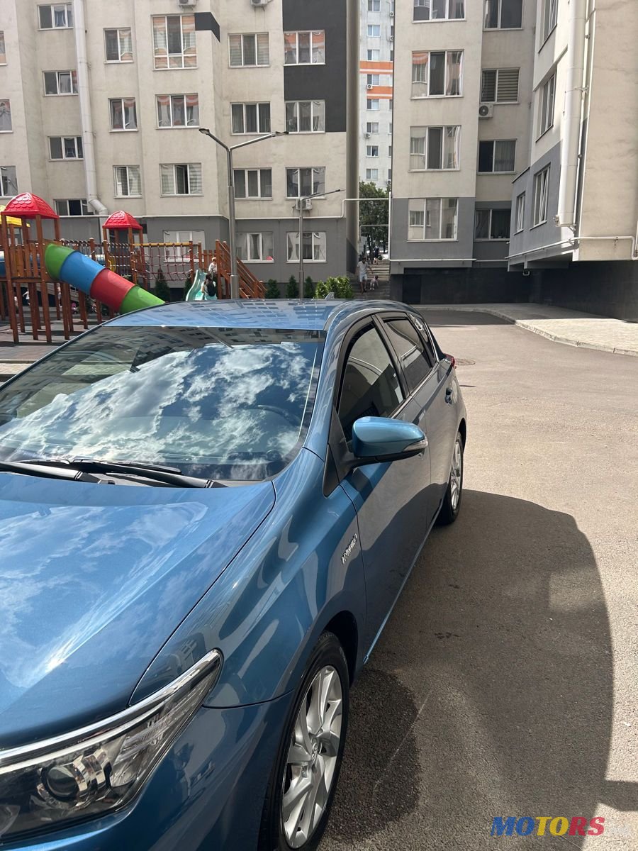 2016' Toyota Auris photo #5