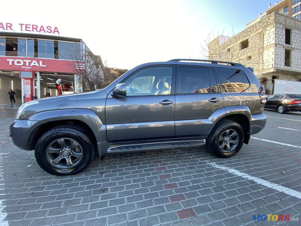 2003' Toyota Land Cruiser Prado photo #3