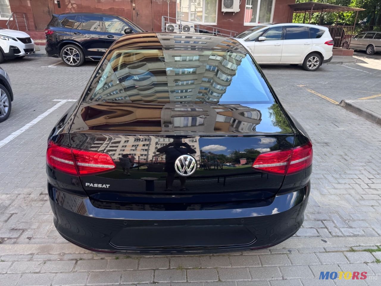 2019' Volkswagen Passat photo #4