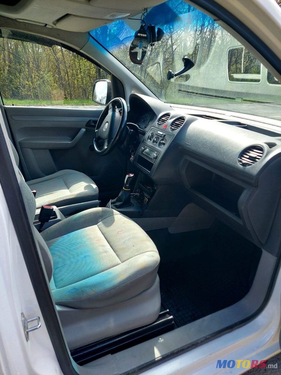 2007' Volkswagen Caddy photo #5