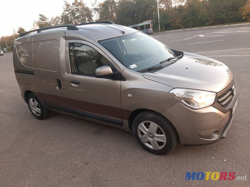 2013' Dacia Dokker Van photo #2