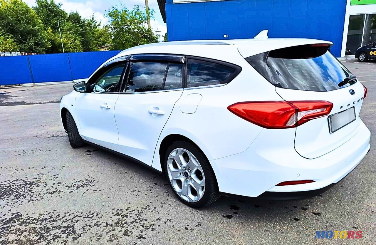 2019' Ford Focus photo #5