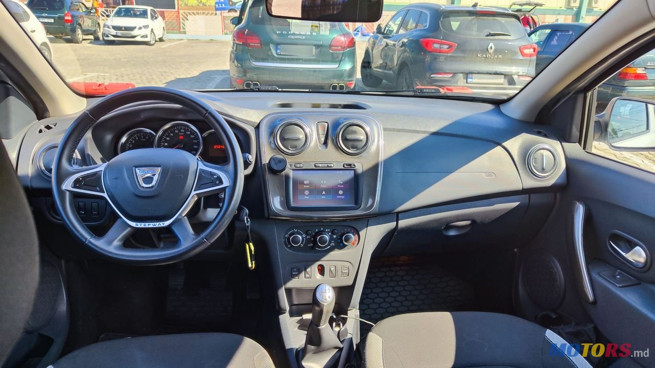 2017' Dacia Sandero Stepway photo #5