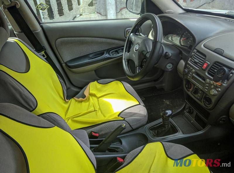 2003' Nissan Almera photo #4