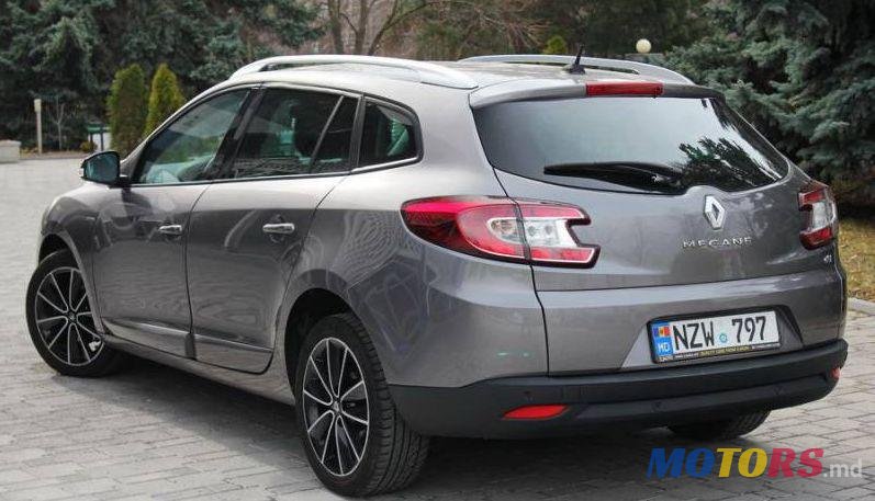 2012' Renault Megane photo #1