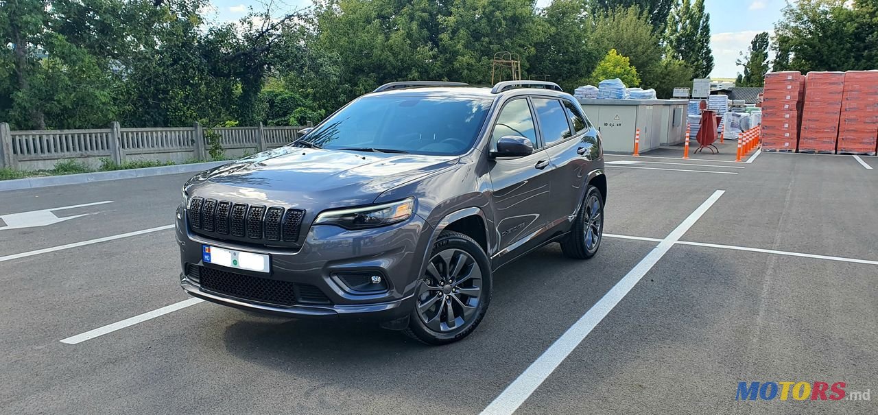 2019' Jeep Cherokee photo #2