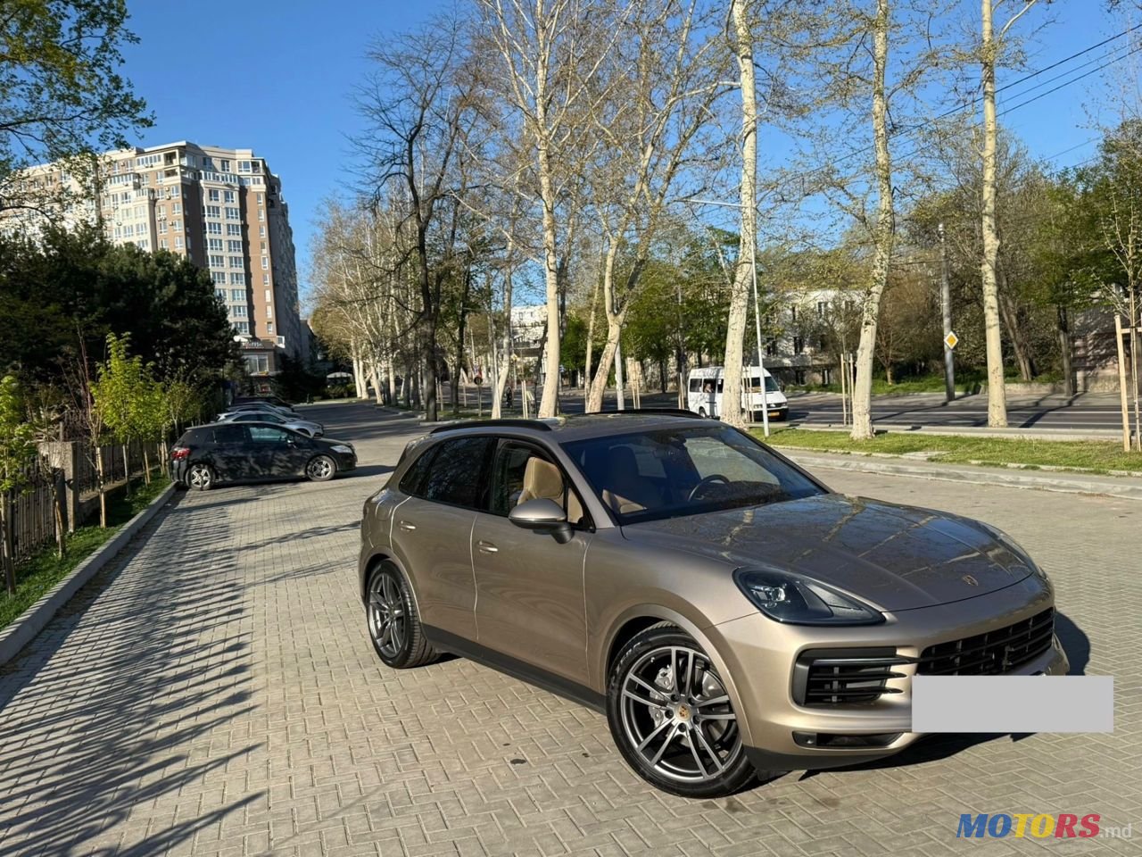 2019' Porsche Cayenne photo #2