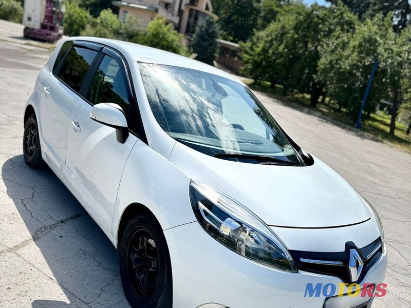 2012' Renault Scenic photo #1