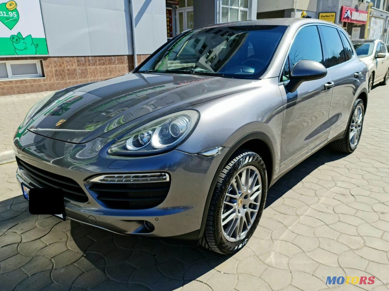 2010' Porsche Cayenne photo #1