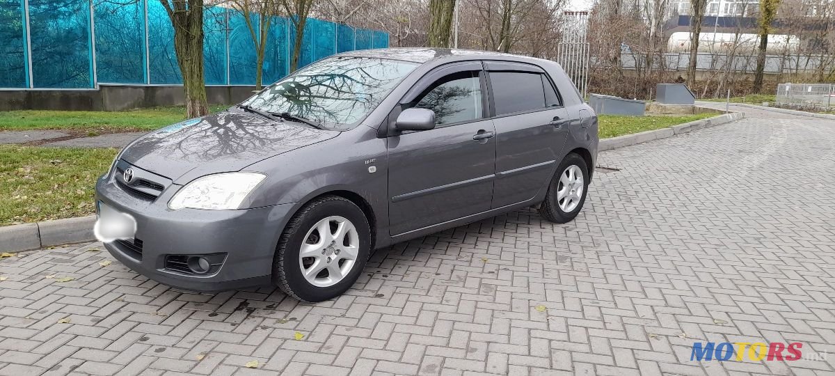 2006' Toyota Corolla photo #2