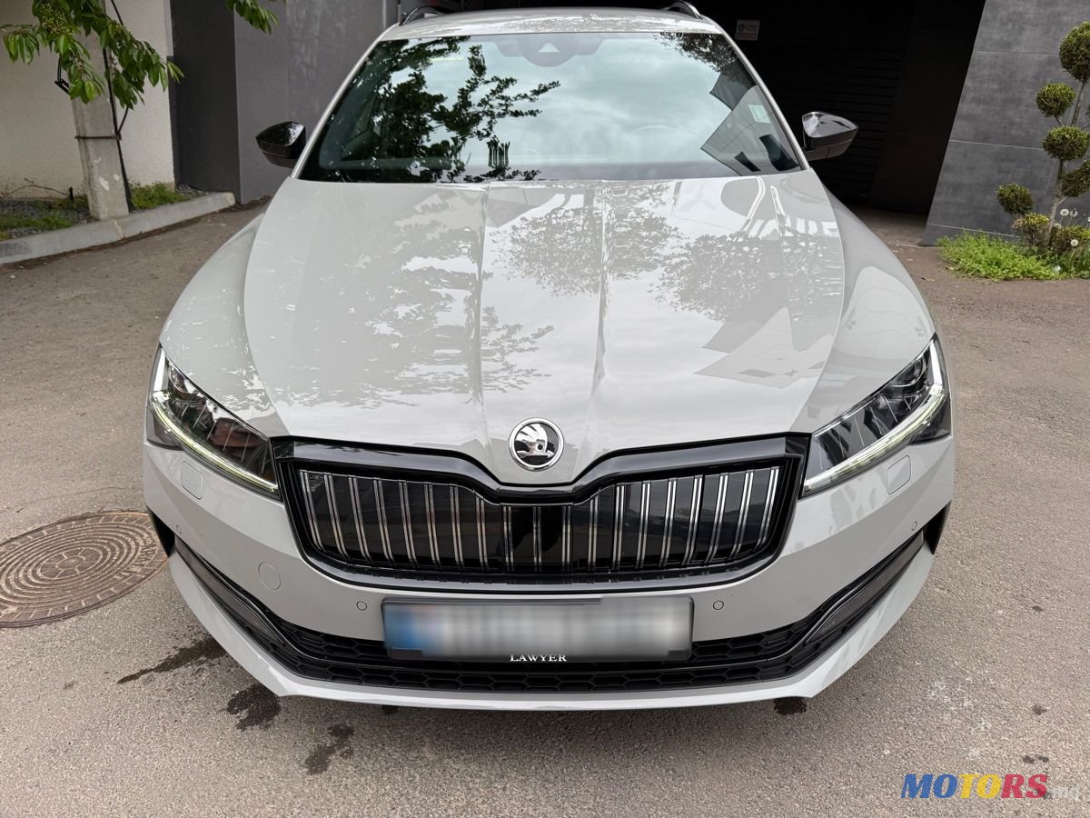 2021' Skoda Superb photo #1